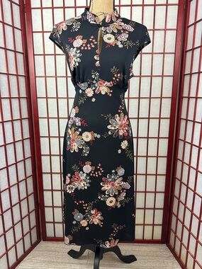 Soulmates 90s Y2K Black Floral Short Sleeve Tie Back Asian Inspired Midi Dress